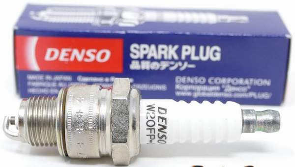 Свеча DENSO 21/1к W20FP-U (оригинал) короткая юбка VOLVO 440K,445