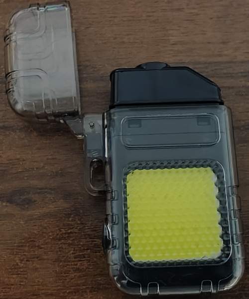 Зажигалка электронная аккумуляторная с LED-COB-фонариком, зарядка Type-C