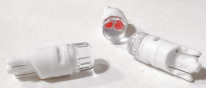 Лампа светодиодная T10 б/ц 12V красная