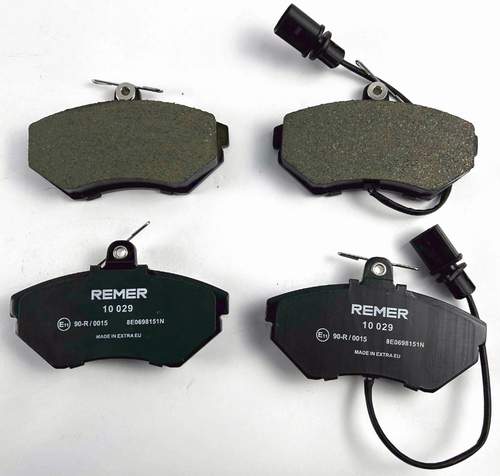 Колодки передние AD C3, AD-80B4, VW PAS B3/B4, Golf-2-3 1.6-1.8-2.0 (с датчиком)