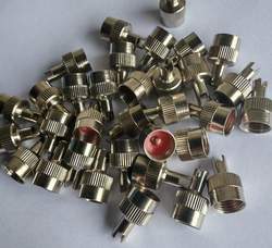 Колпачек на ниппель металл. с пазом для закручивания ниппеля