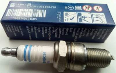 Свеча BOSCH 21/1к +1 WR7DC+ (оригинал) AD-80 B3/B4, C4/A6 2.3; MMC Pajero II 2.4/3.0 90-04, Lancer 1.3/1.5 95-03, L200/L300