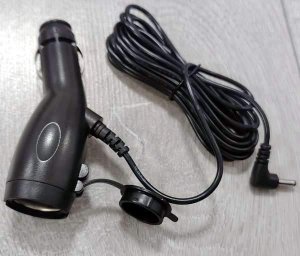 Зарядка от прикуривателя для радар-детектора